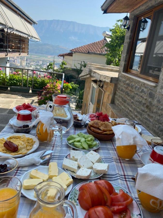 Ahmetaj Guest House Gjirokastër Eksteriør bilde
