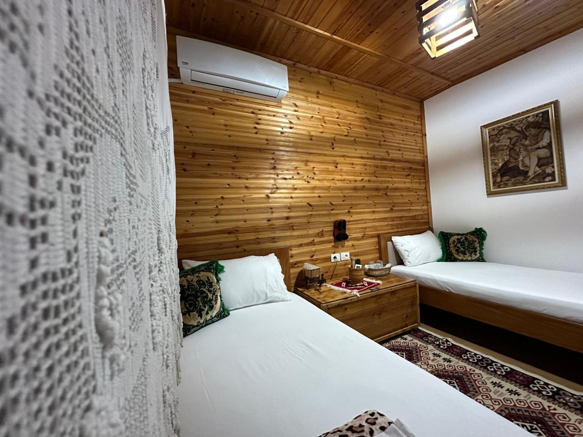 Ahmetaj Guest House Gjirokastër Eksteriør bilde