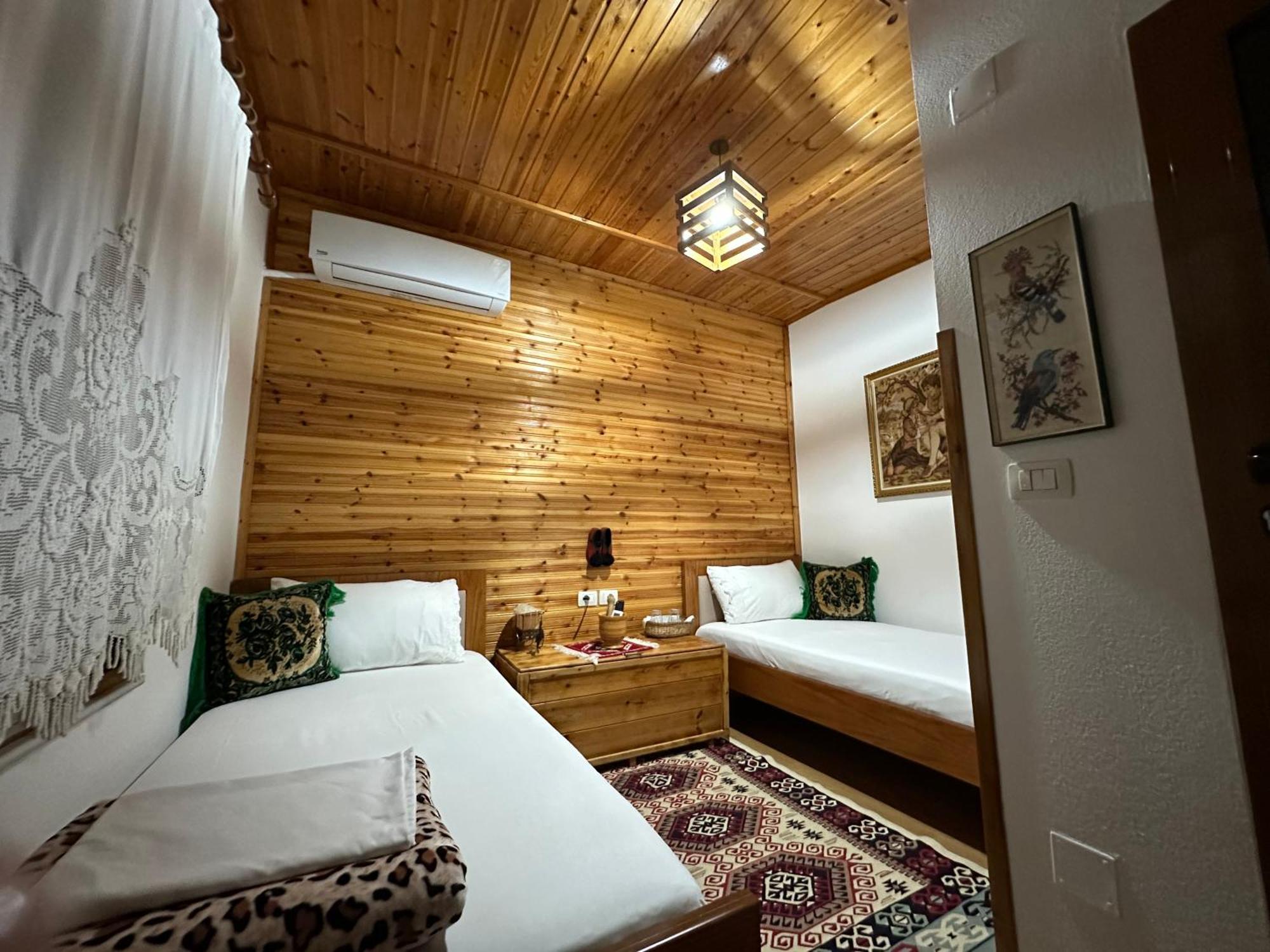 Ahmetaj Guest House Gjirokastër Eksteriør bilde