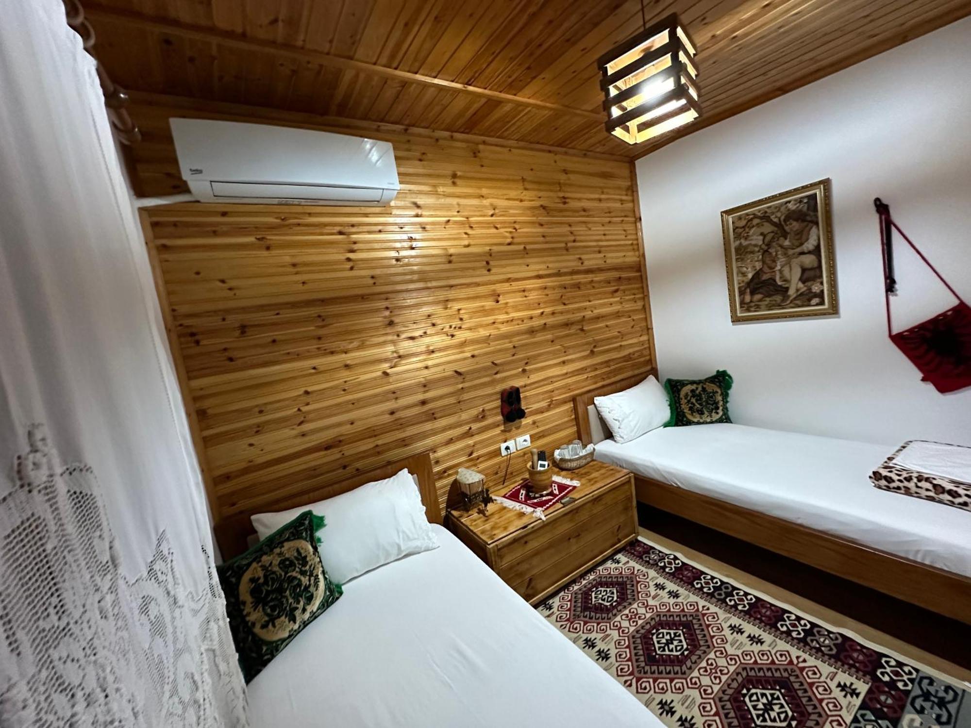 Ahmetaj Guest House Gjirokastër Eksteriør bilde