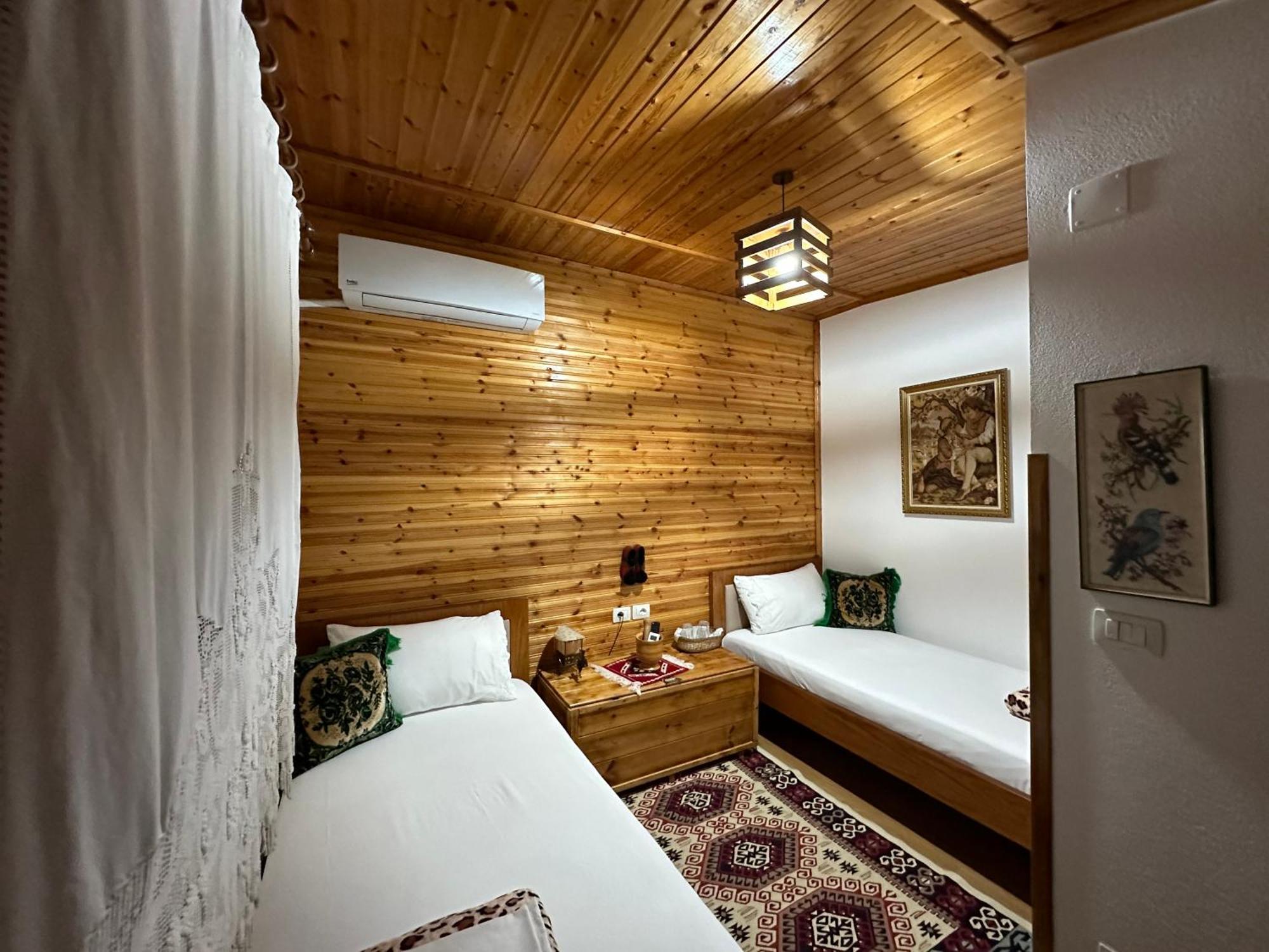 Ahmetaj Guest House Gjirokastër Eksteriør bilde