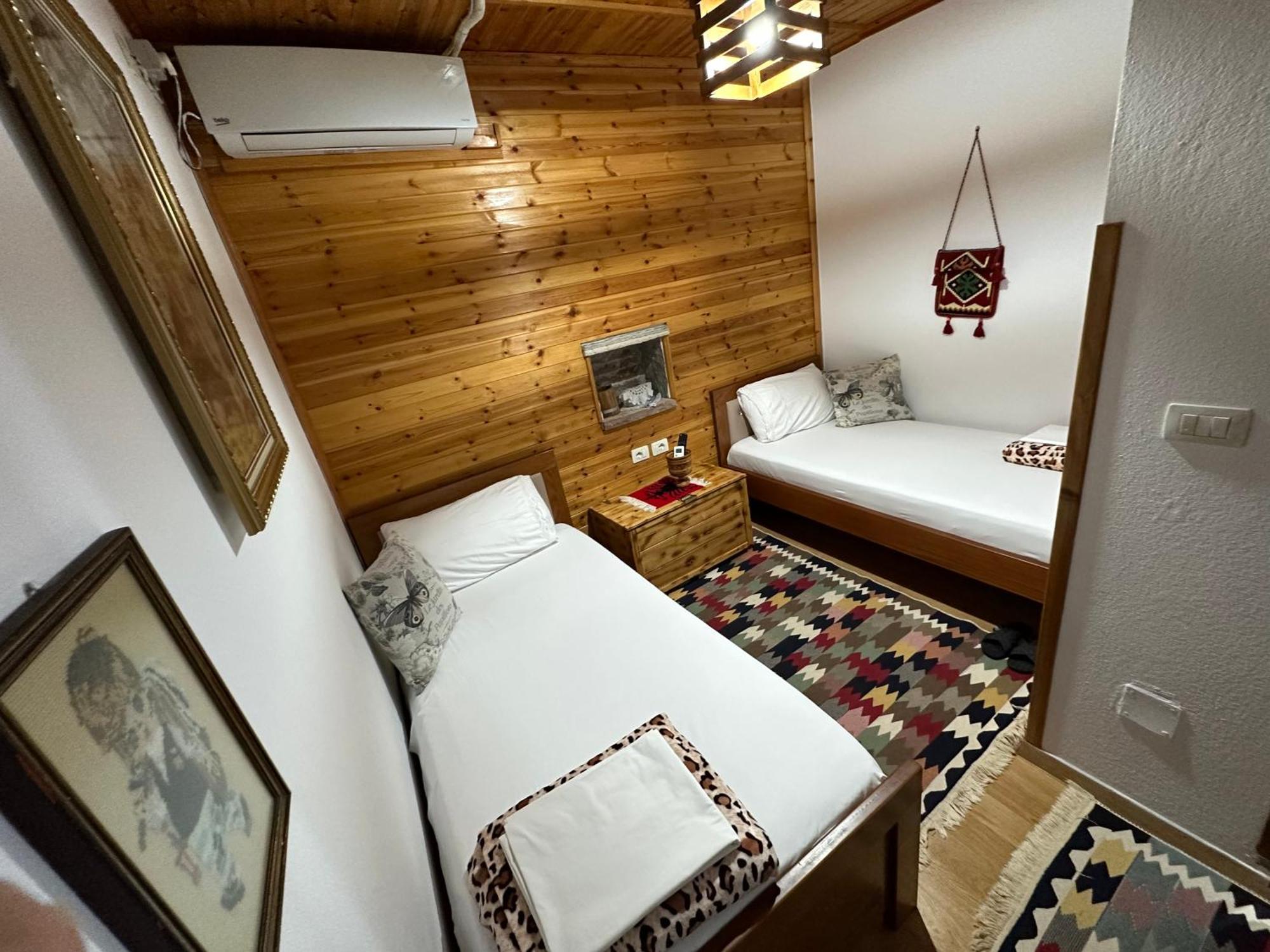 Ahmetaj Guest House Gjirokastër Eksteriør bilde