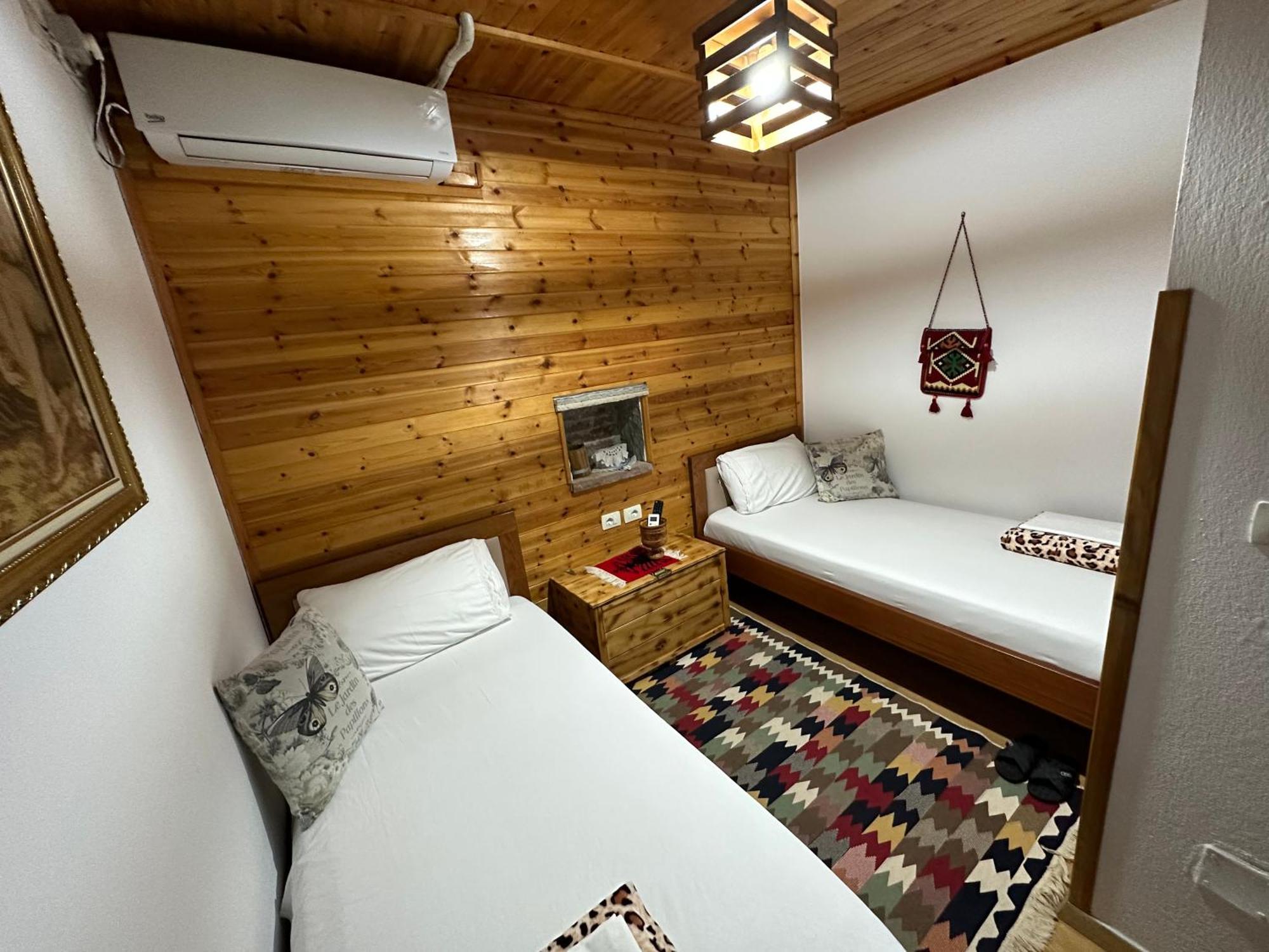 Ahmetaj Guest House Gjirokastër Eksteriør bilde