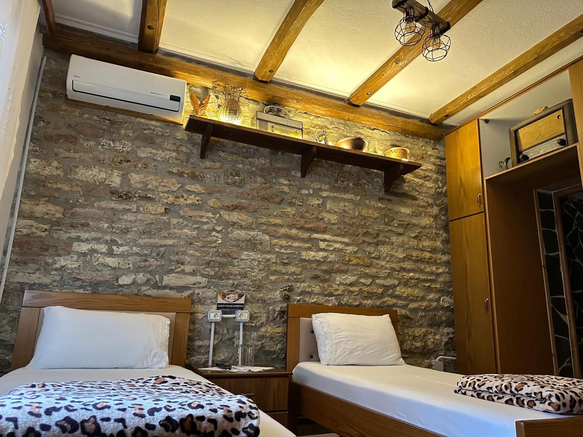 Ahmetaj Guest House Gjirokastër Eksteriør bilde