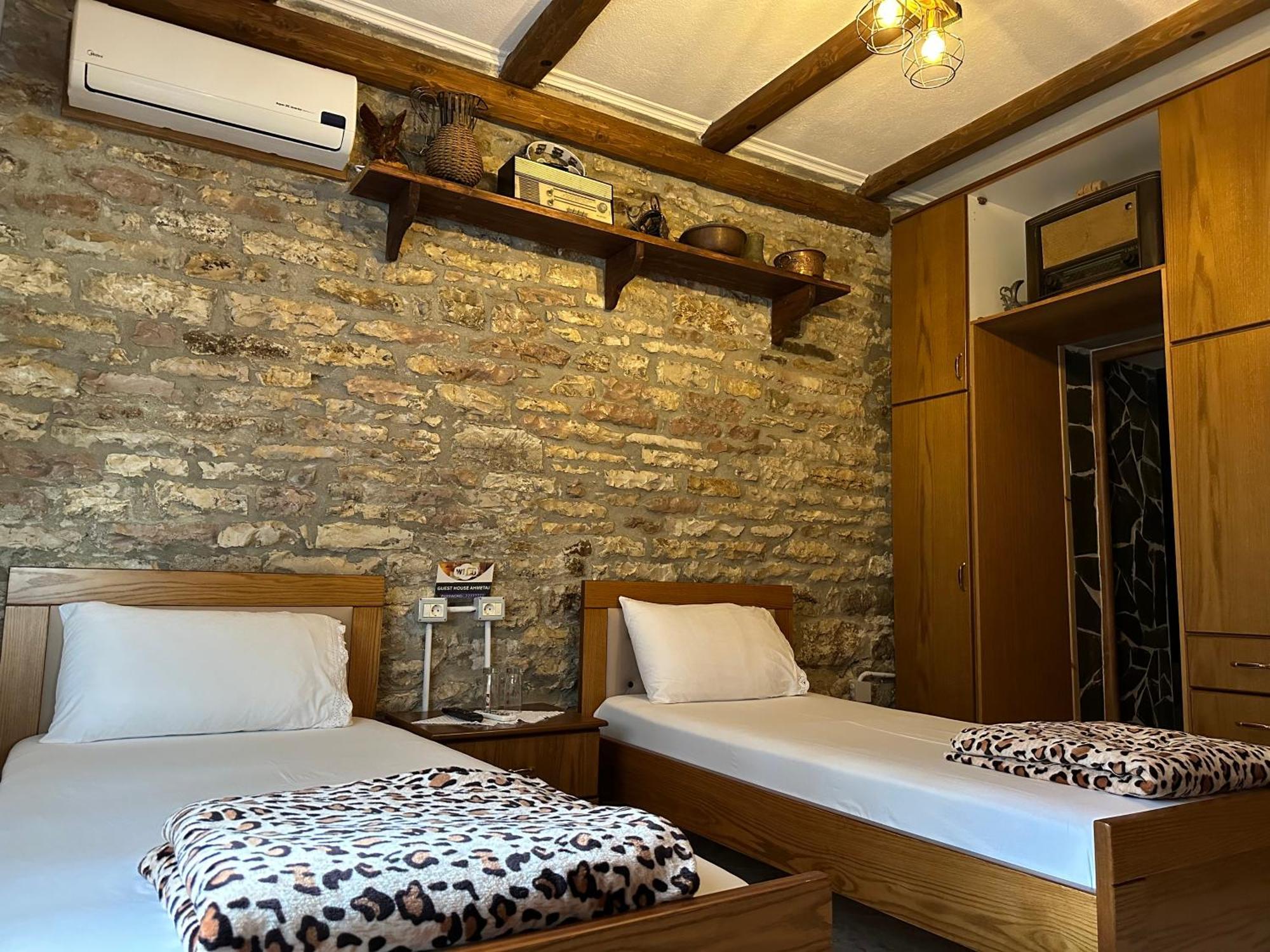 Ahmetaj Guest House Gjirokastër Eksteriør bilde
